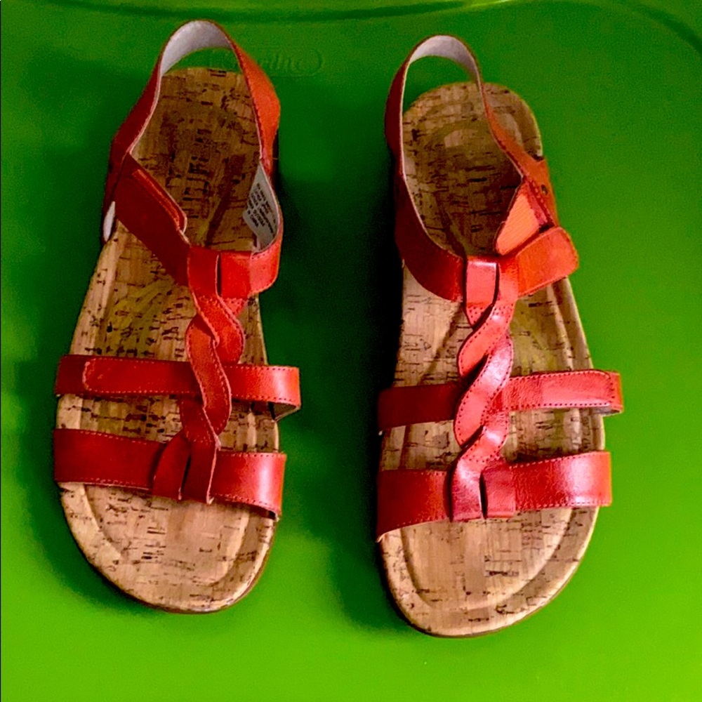 Abeo Biosystem leather sandals